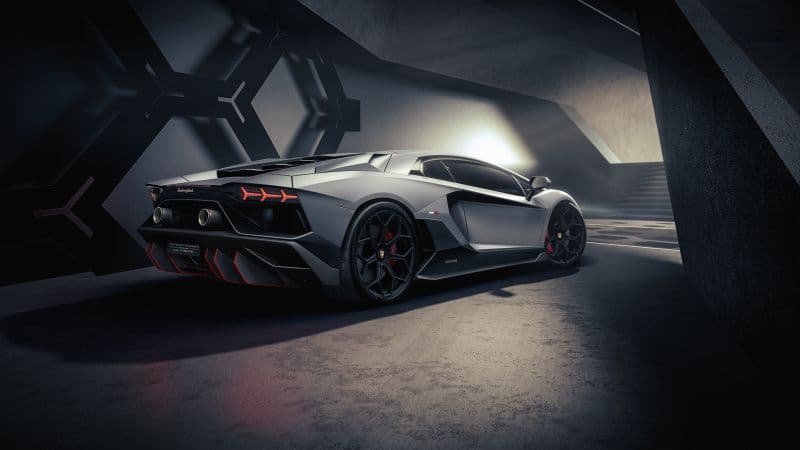 Lamborghini Aventador LP 780-4 Ultimae Dark Wallpaper