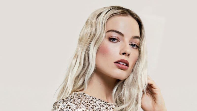Margot Robbie iPhone Wallpaper