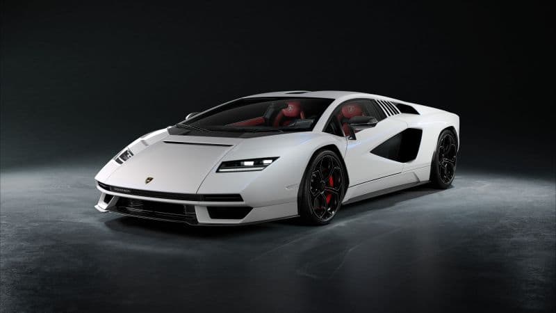 Lamborghini Countach LPI 800-4 Dark background Wallpaper