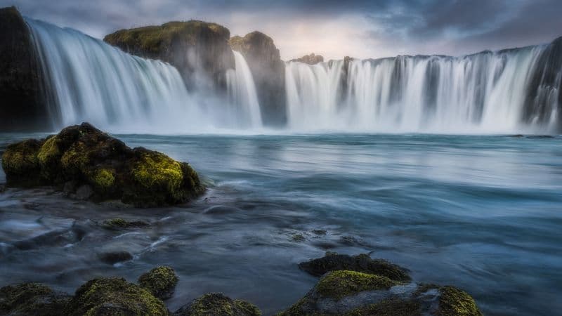 Godafoss waterfall Iceland Wallpaper