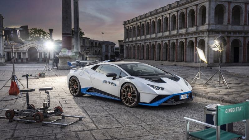 Lamborghini Huracán STO Cinematic Wallpaper