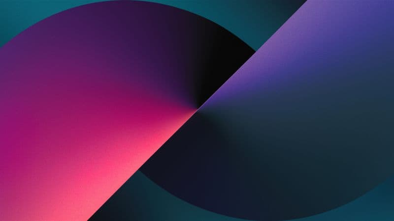 iPhone 13 Stock Wallpaper