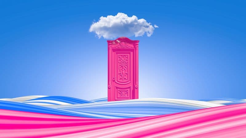 Pink door Clouds Wallpaper