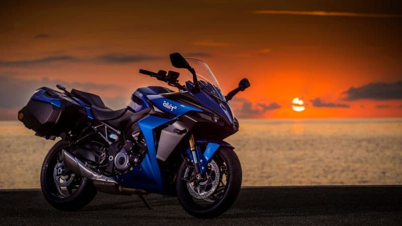 Suzuki GSX-S1000GT Sports bikes Wallpaper
