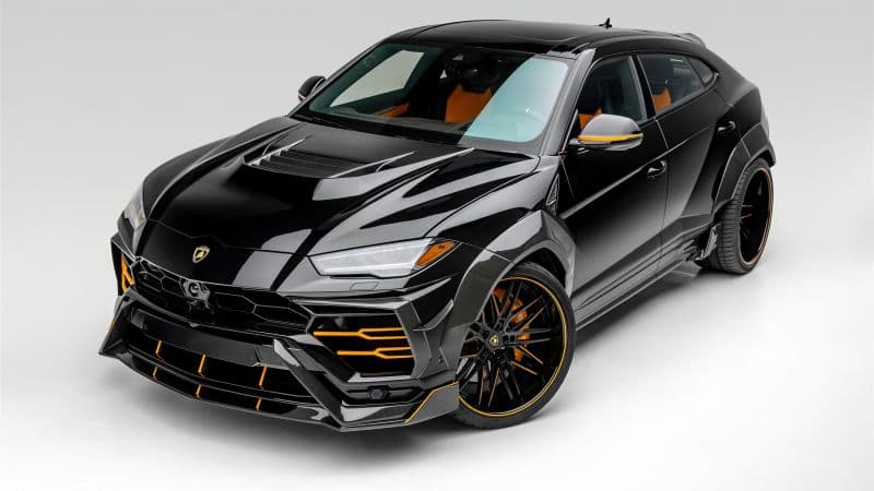 Lamborghini Urus Black Edition Wallpaper