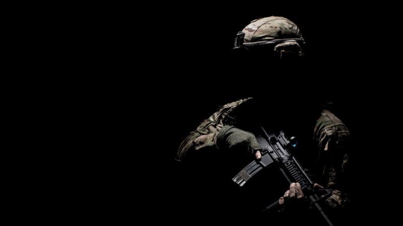 Soldier Machine gun Wallpaper