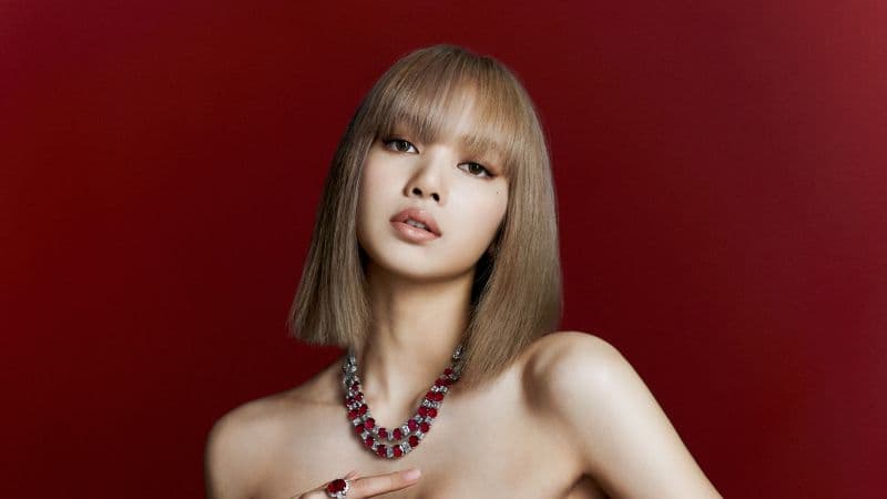Lisa (Blackpink) iPhone Wallpaper