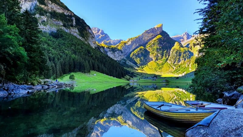 Seealpsee lake Switzerland Wallpaper