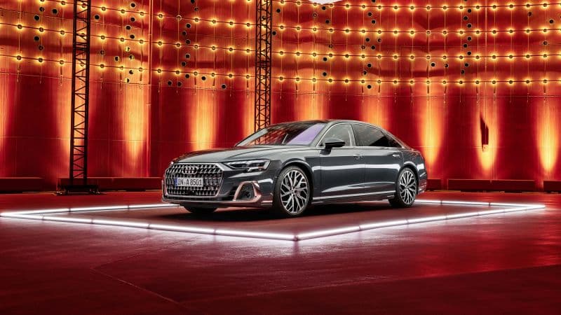 Audi A8 L 60 TFSI quattro 2021 Wallpaper