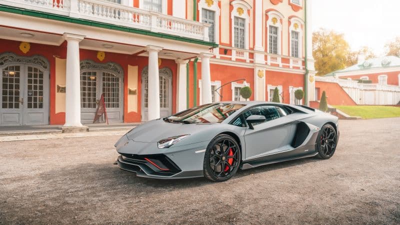 Lamborghini Aventador LP 780-4 Ultimae 2021 Wallpaper