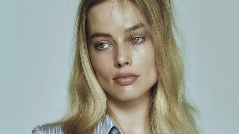 Margot Robbie Portrait Wallpaper