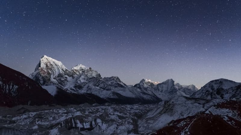 Mount Cholatse Ngozumpa glacier Wallpaper