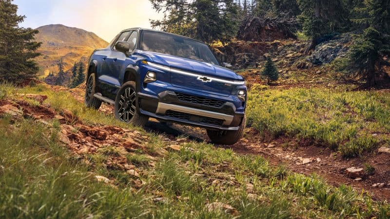 Chevrolet Silverado EV Off-Road Trucks Wallpaper