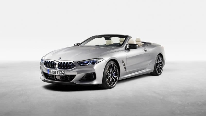 BMW M850i xDrive Cabrio 8K Wallpaper
