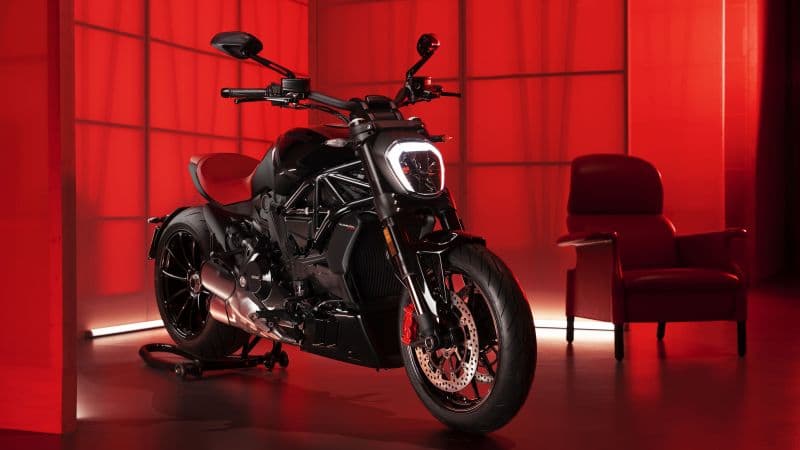 Ducati XDiavel Nera 8K Wallpaper