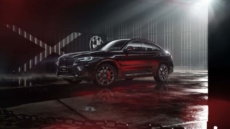 BMW X4 xDrive30d M Sport 2022 Wallpaper
