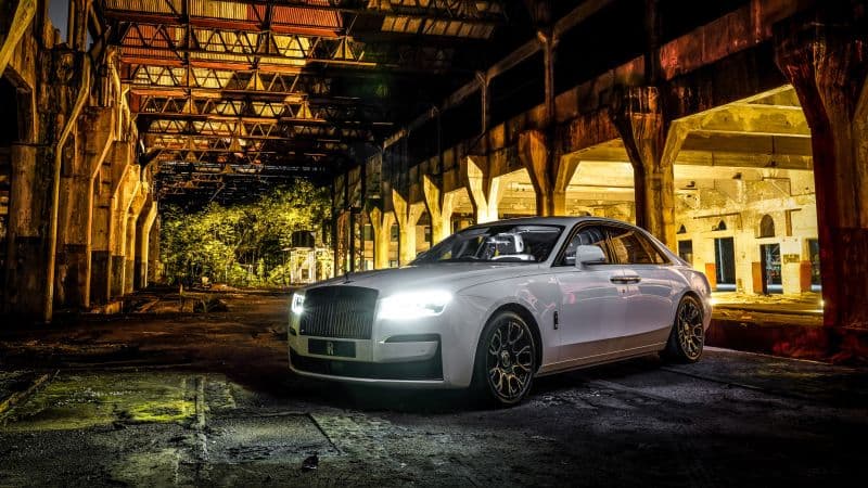 Rolls-Royce Black Badge Ghost Performance Sedan Wallpaper