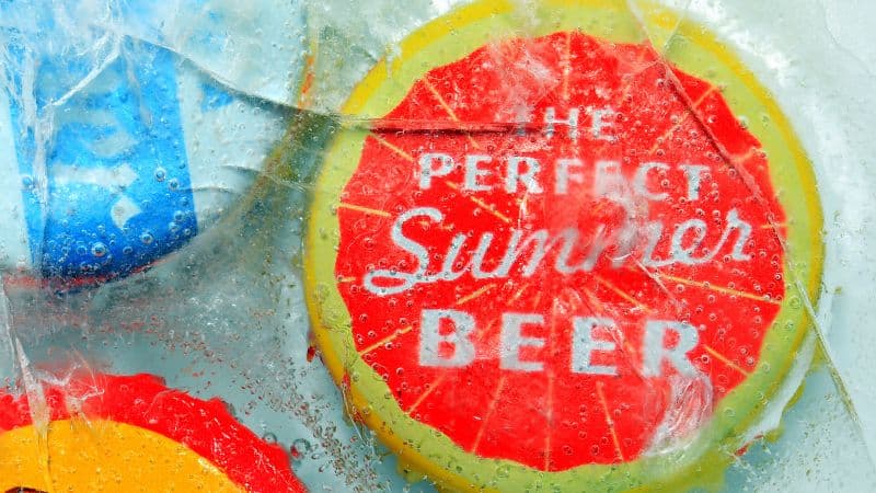 Beer cap Summer Wallpaper