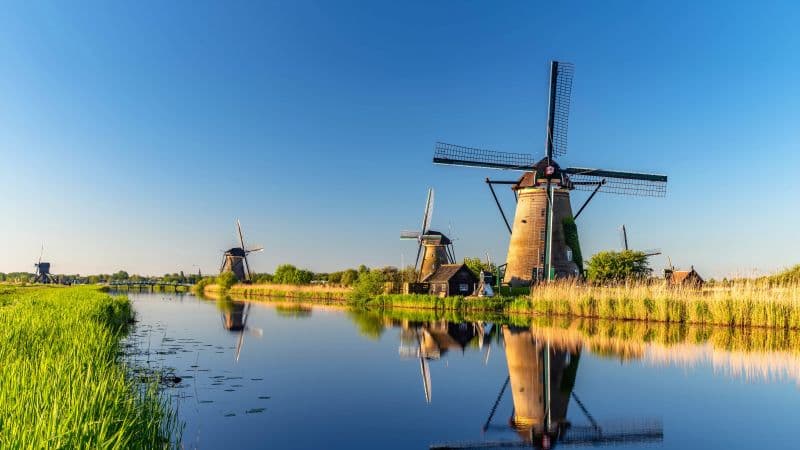 Windmills at Kinderdijk South Holland Wallpaper