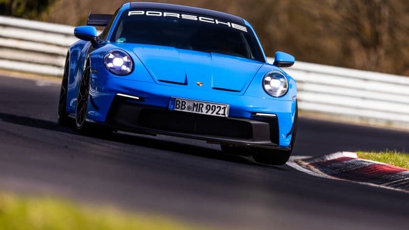 Porsche 911 GT3 Race track Wallpaper