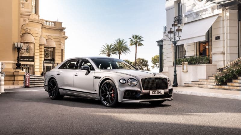 Bentley Flying Spur S Luxury Sedan Wallpaper