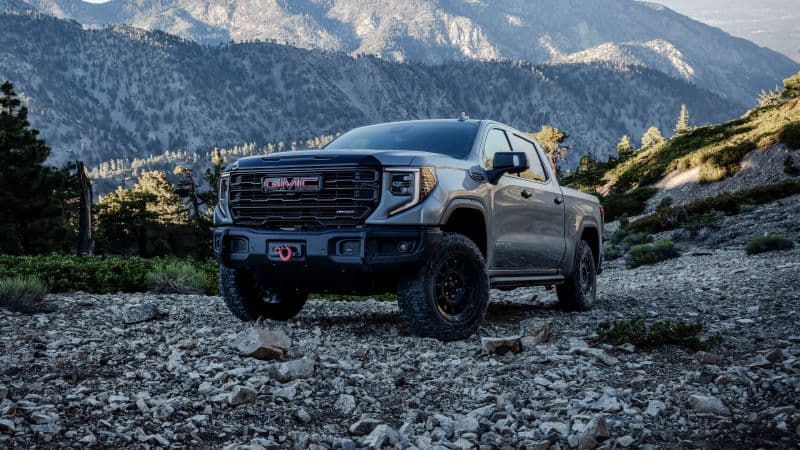 GMC Sierra AT4X Crew Cab AEV Edition Wallpaper