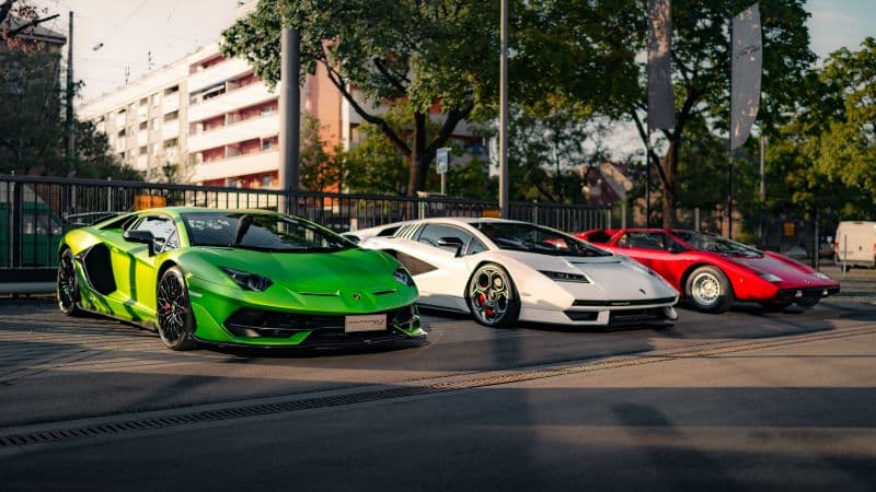 Lamborghini Aventador SVJ Lamborghini Countach LPI 800-4 Wallpaper