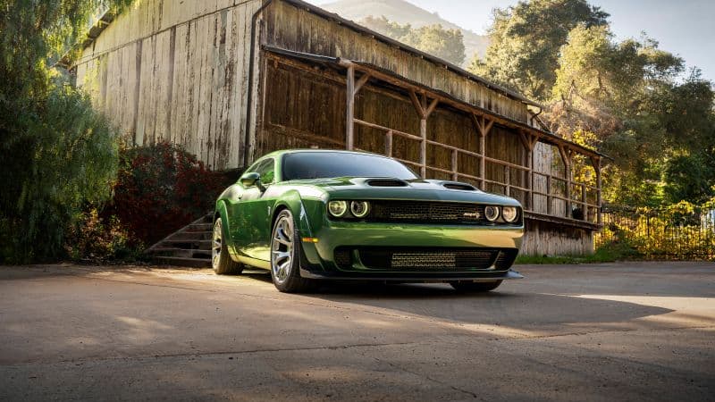 Dodge Challenger SRT Hellcat Redeye Widebody 8K Wallpaper