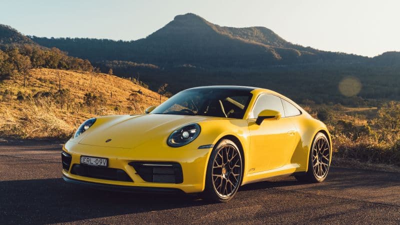 Porsche 911 Carrera GTS 2022 Wallpaper