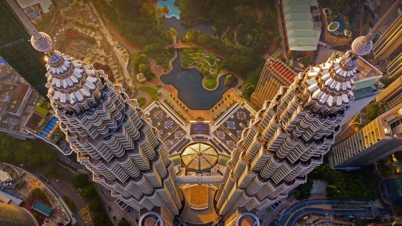 Petronas Towers Skyscrapers Wallpaper