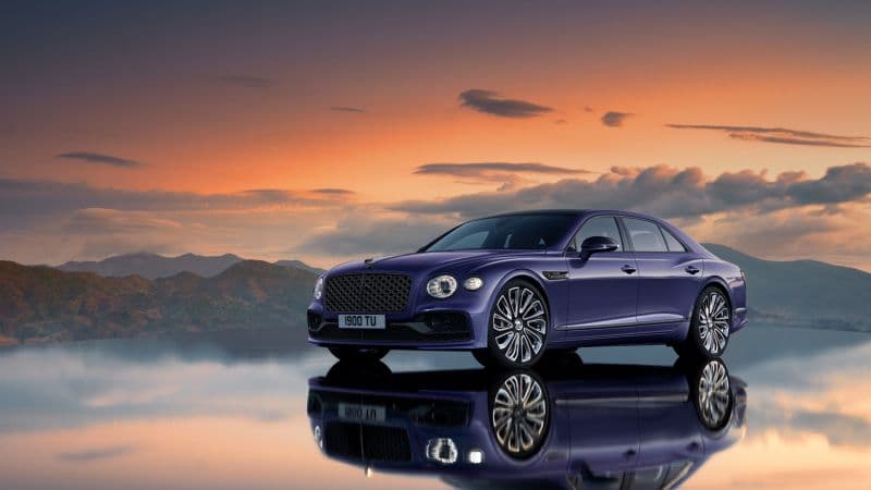 Bentley Flying Spur Mulliner Blackline 2022 Wallpaper