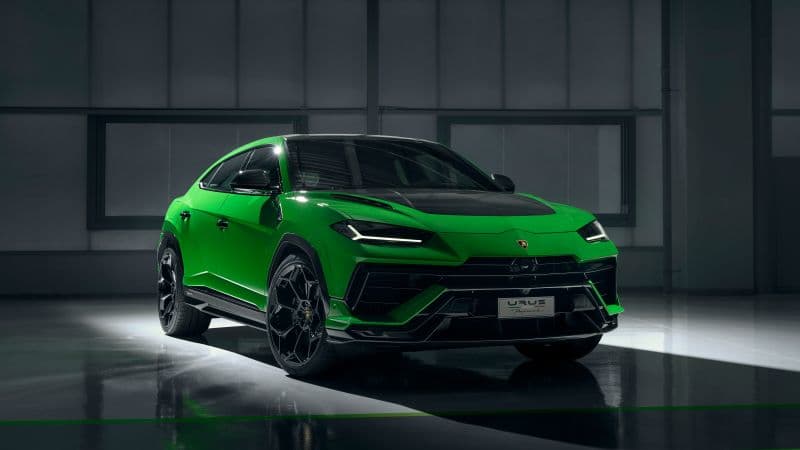 Lamborghini Urus Performante Super SUV Wallpaper