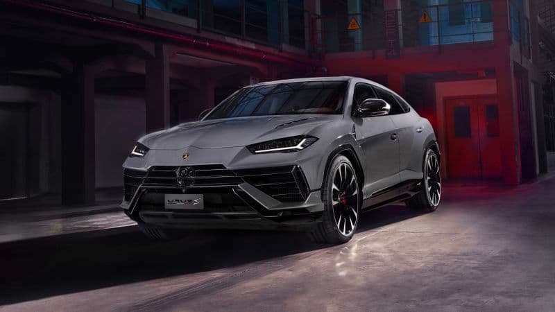 Lamborghini Urus S 2022 Wallpaper