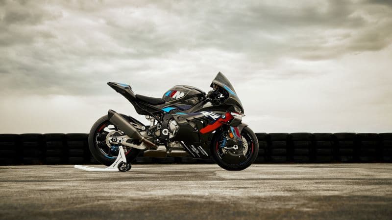 BMW M 1000 RR 2023 Wallpaper
