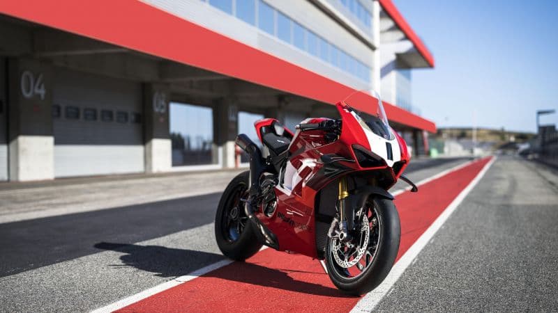 Ducati Panigale V4 R 5K Wallpaper