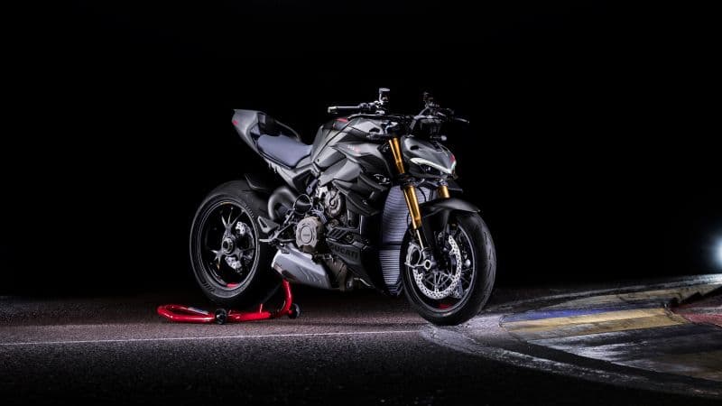 Ducati Streetfighter V4 S 2023 Wallpaper