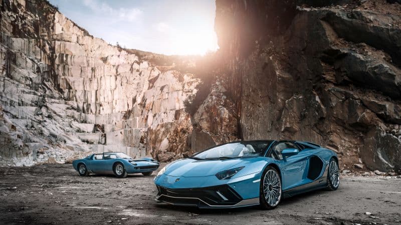 Lamborghini Aventador LP 780-4 Ultimae Miura Roadster Wallpaper