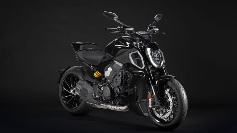 Ducati Diavel V4 2023 Wallpaper