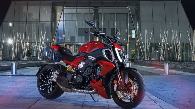 Ducati Diavel V4 Aesthetic Wallpaper