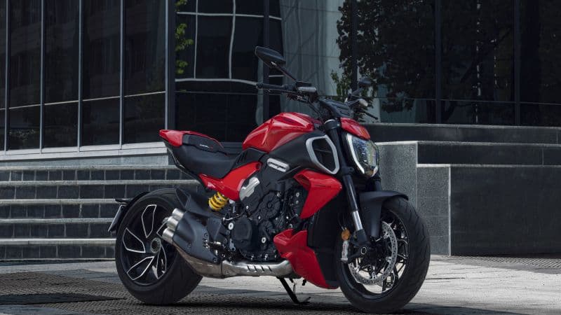 Ducati Diavel V4 5K Wallpaper