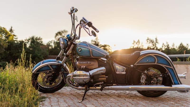 BMW R 18 Speedy Gonzales 5K Wallpaper