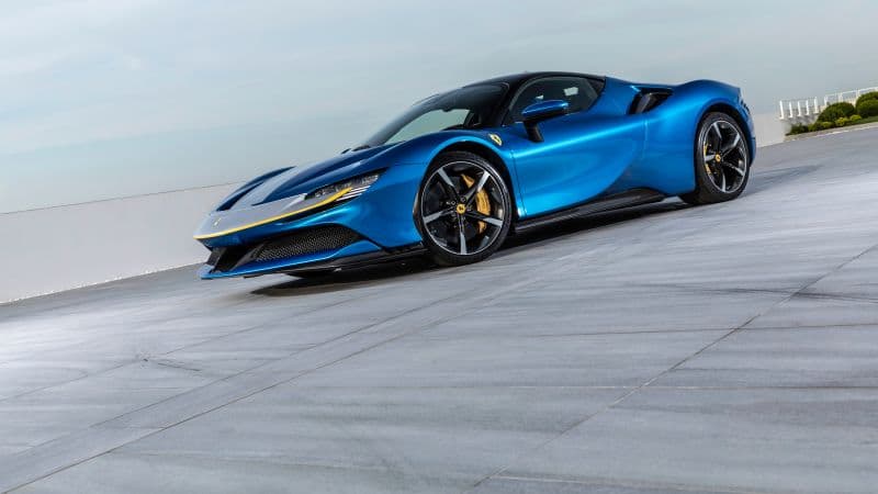 Ferrari SF90 Stradale Luxury cars Wallpaper