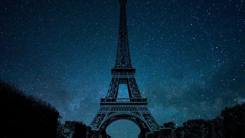 Eiffel Tower Night Wallpaper