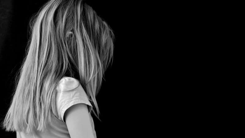 Sad girl Cute Girl Wallpaper