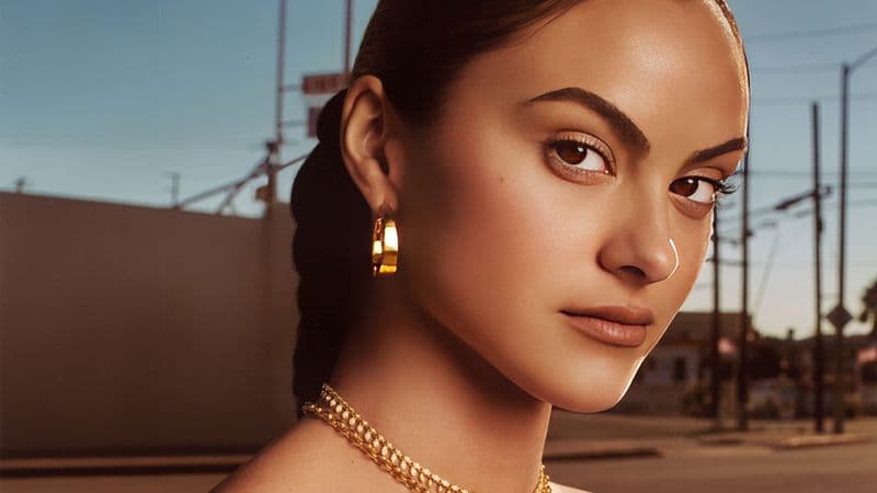 Camila Mendes Closeup Wallpaper