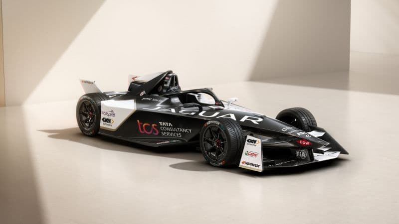 Jaguar I-Type 6 Formula E racing car Wallpaper