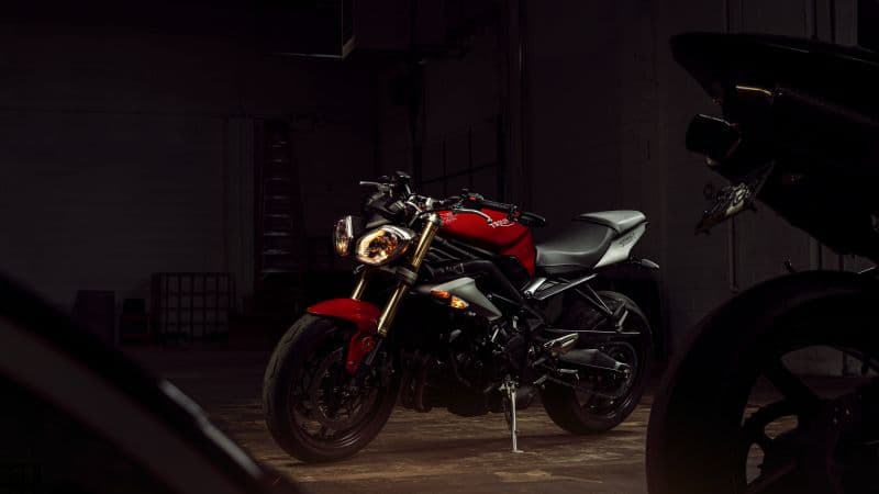 Triumph Street Triple Streetfighter motorcycles Wallpaper